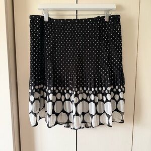 Elle Black and White Polka Dot Pleated Chiffon Mini Skirt Size L